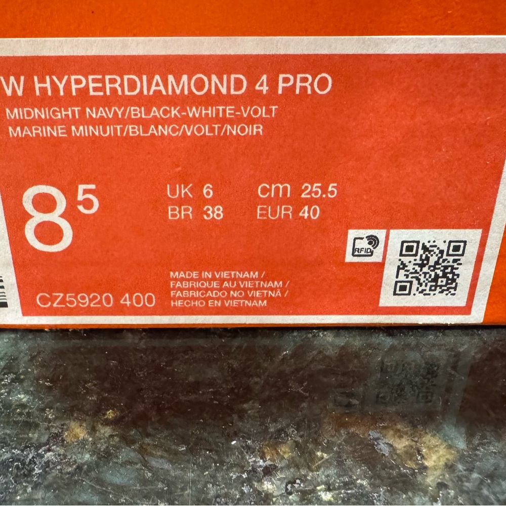 Nike Hyperdiamond 4 Pro in Navy and Black - Picture 4 of 5
